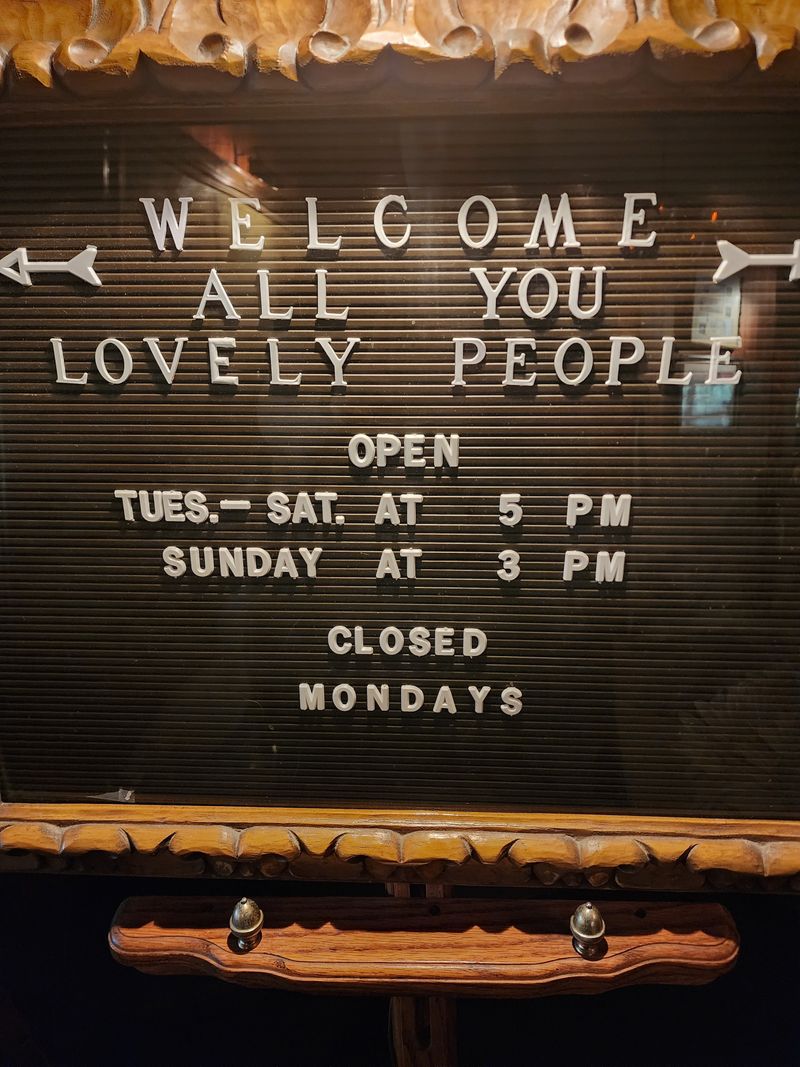 Arrive Early, Think Seasonal Hours