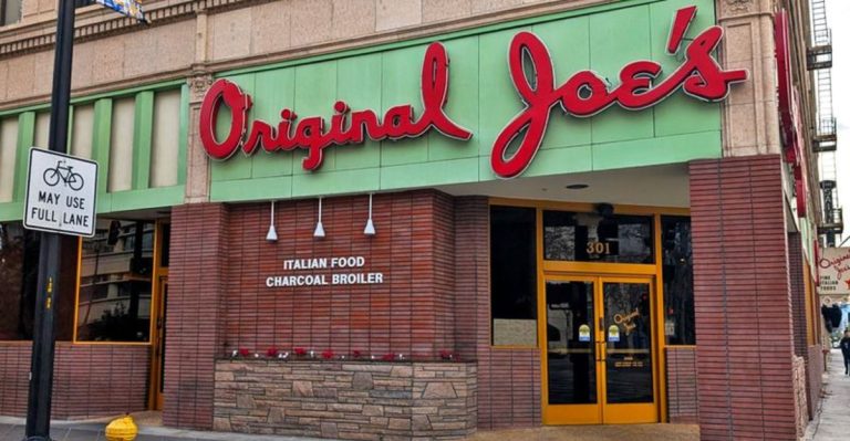 This Old-School Italian Restaurant In California Serves Up The Best Ravioli You’ll Ever Taste