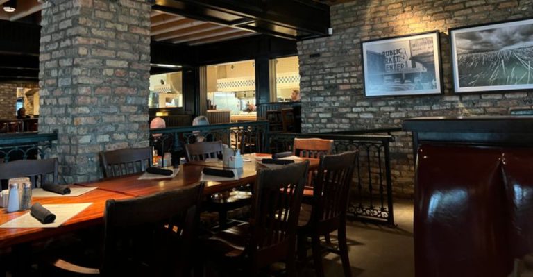 This Old-School Mesa, Arizona Restaurant Has Prime Rib People Talk About For Weeks