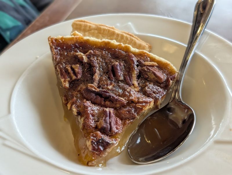 Dining With A View That Goes On Forever