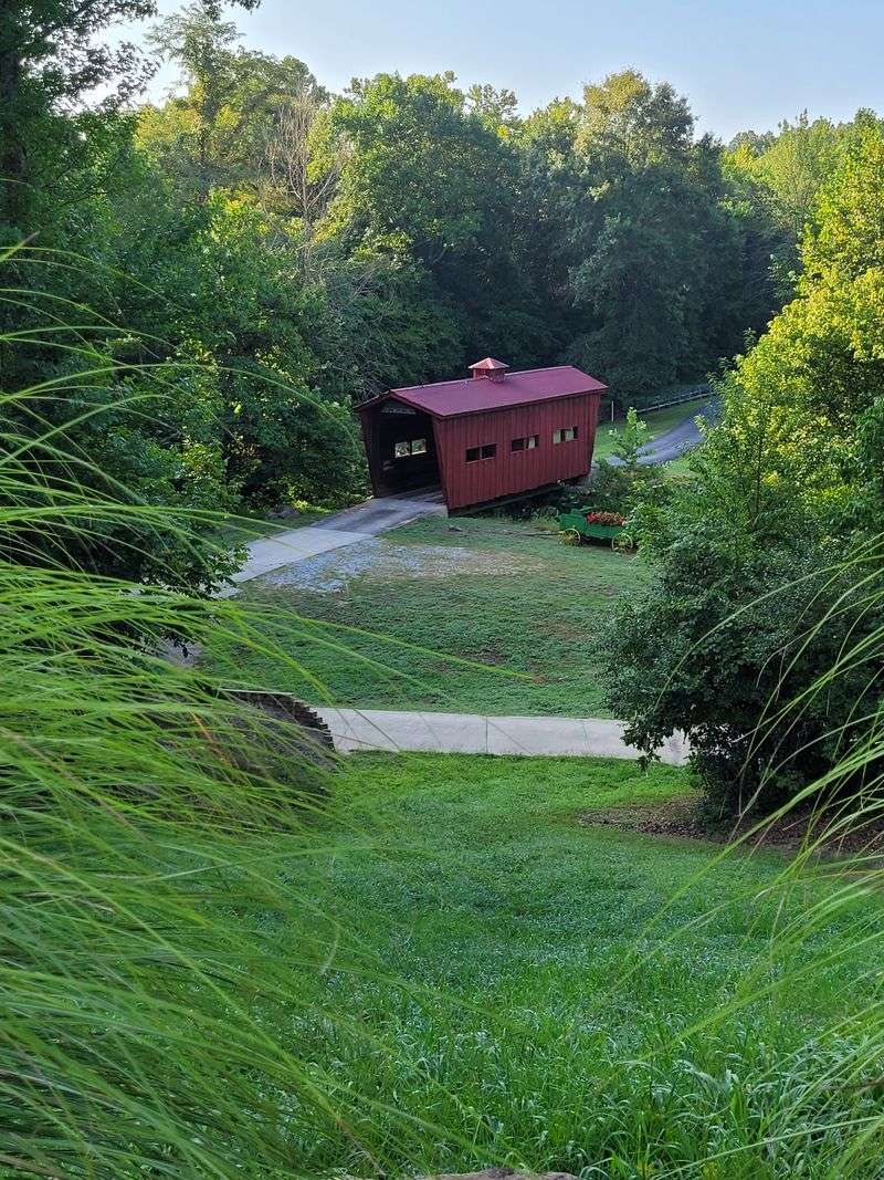 Pristine Grounds That Set the Tone