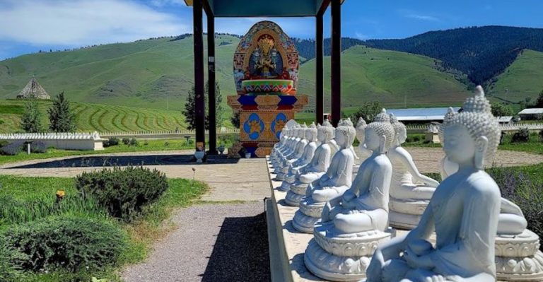 This Peaceful Montana Garden Hides One Thousand Buddhas In A Mountain Valley