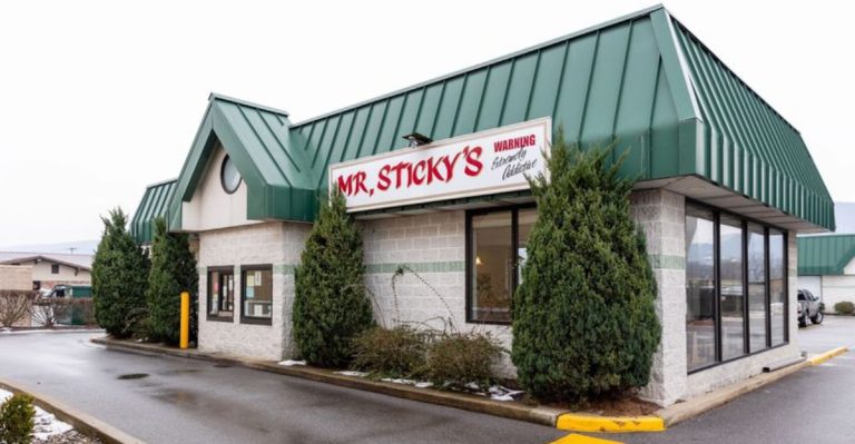 This Pennsylvania Bakery Will Transform Your Cinnamon Roll Expectations This March