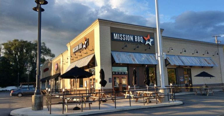 This Pennsylvania Barbecue Restaurant Keeps Diners Coming From Miles Away