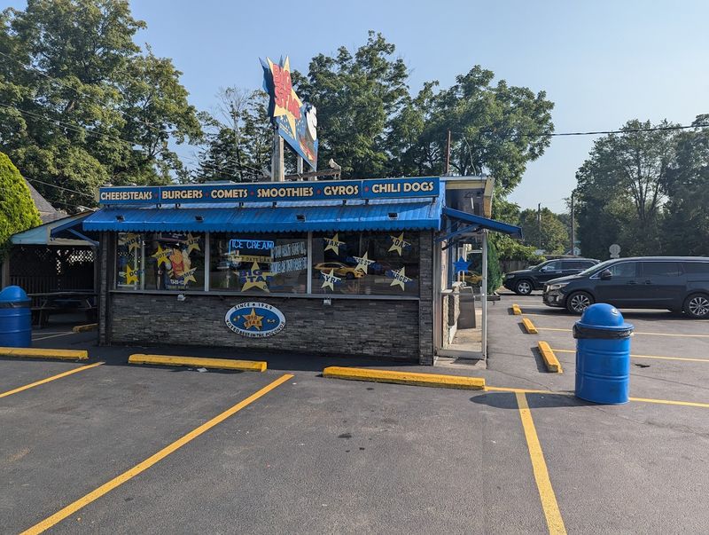 A Drive-In Born In 1949 That Still Feels Like Home