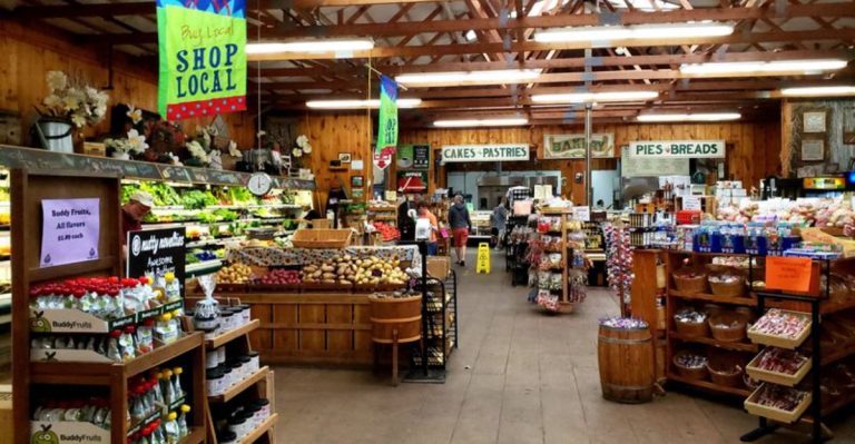 This Pennsylvania Favorite Serves The Best Cinnamon Sugar Donuts Made Fresh Every Hour