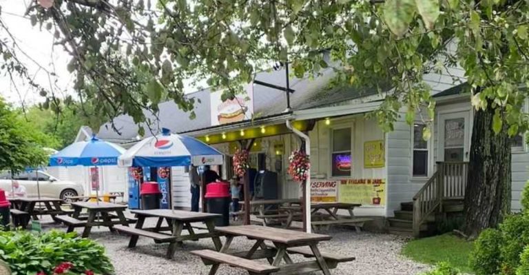 This Pennsylvania Hot Dog Spot From The 1940s Is Still Worth Visiting In 2026