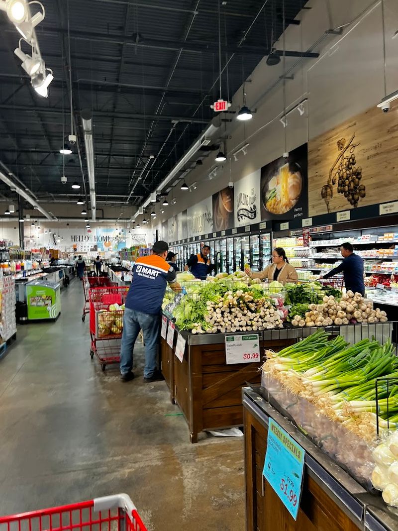 A Warehouse-Scale Store That Earns Its Reputation