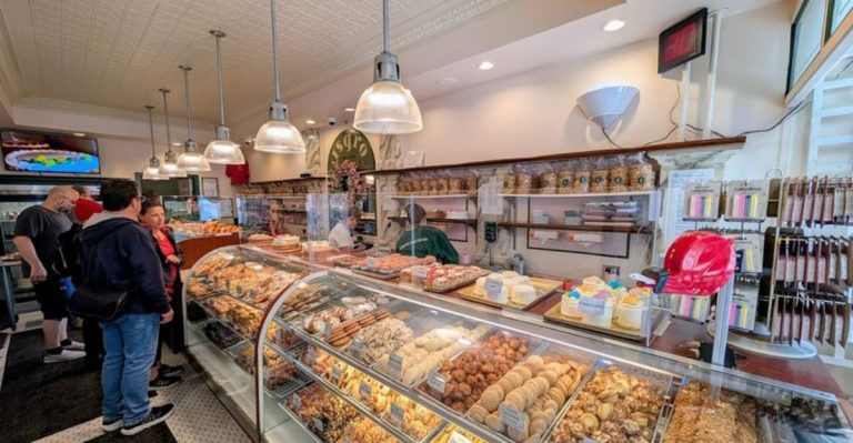 This Pennsylvania Italian Bakery Has Crafted Cannoli By Hand For Generations