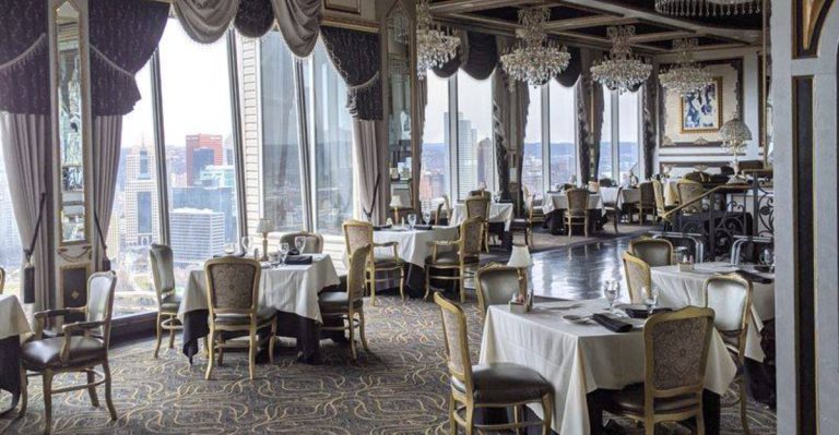 This Pennsylvania Restaurant Combines Scenic Views With A Perfect Valentine’s Day