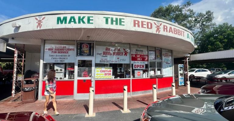 This Pennsylvania Roadside Stop Serves The Perfect Old-Fashioned Milkshake Worth Trying In May