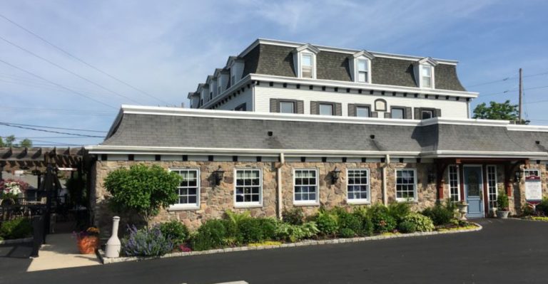 This Pennsylvania Steakhouse Has Used The Same Marinade Since 1948 For A Reason