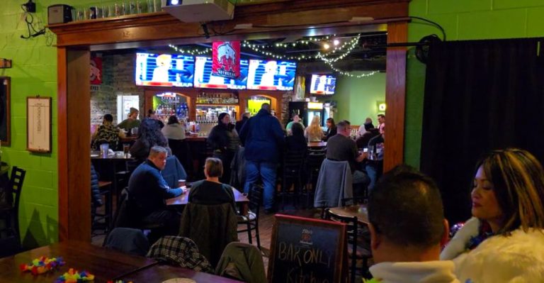 This Pickle-Themed Restaurant In Ohio Is A Total Dream For Pickle Lovers