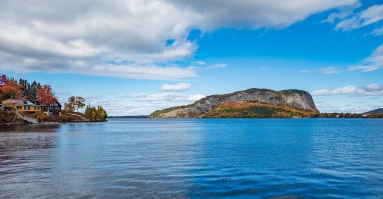 This Picture-Perfect Maine Lake Is As Clear As It Gets