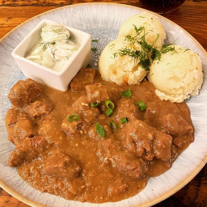 The Chicken Paprikash That Keeps People Coming Back