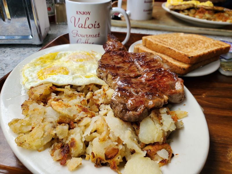 The Legendary Breakfast Special