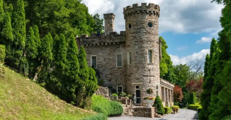 This Quaint Small Town In West Virginia Is Perfect For A Relaxing Weekend Getaway