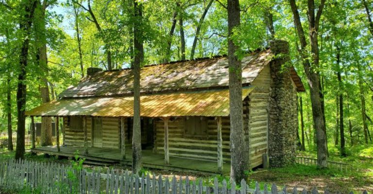 This Recreated 1890s Village Is An Arkansas Time Capsule Hiding In Plain Sight