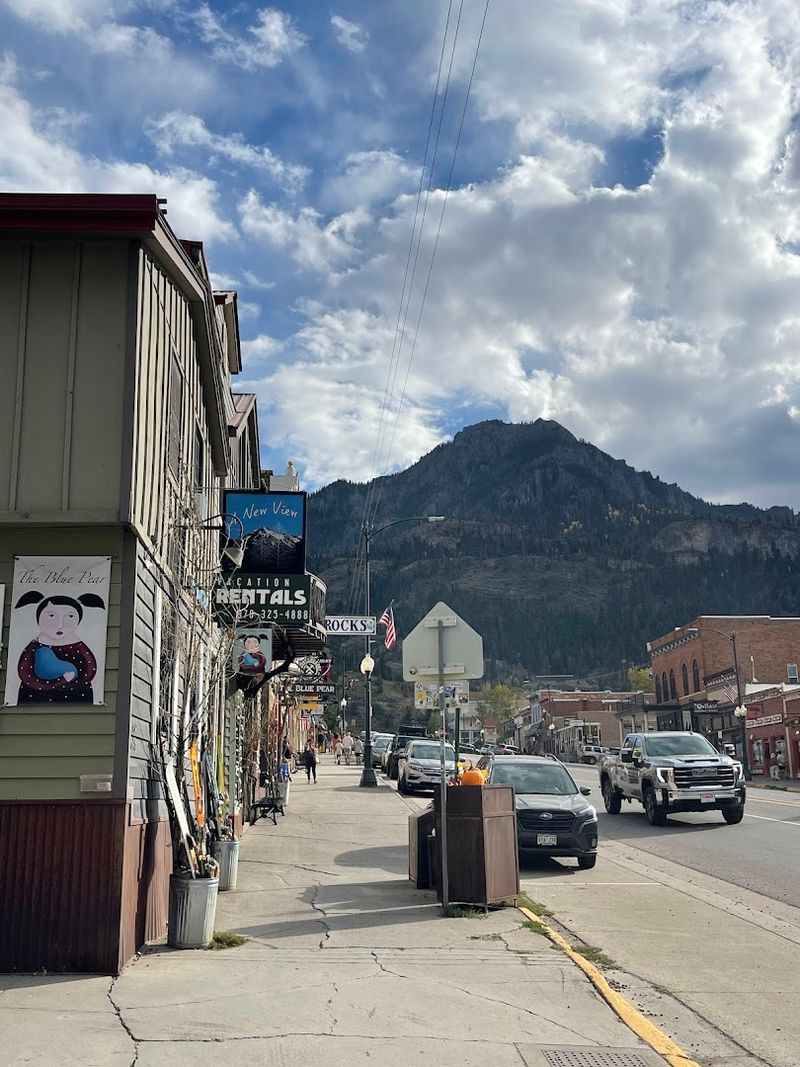 A Mountain Town Worth The Drive