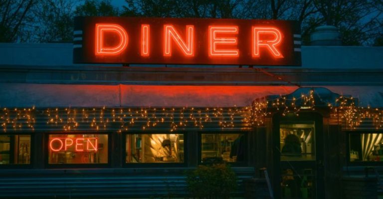 This Retro Alabama Roadside Diner Still Feeds Locals Like It’s The Good Old Days