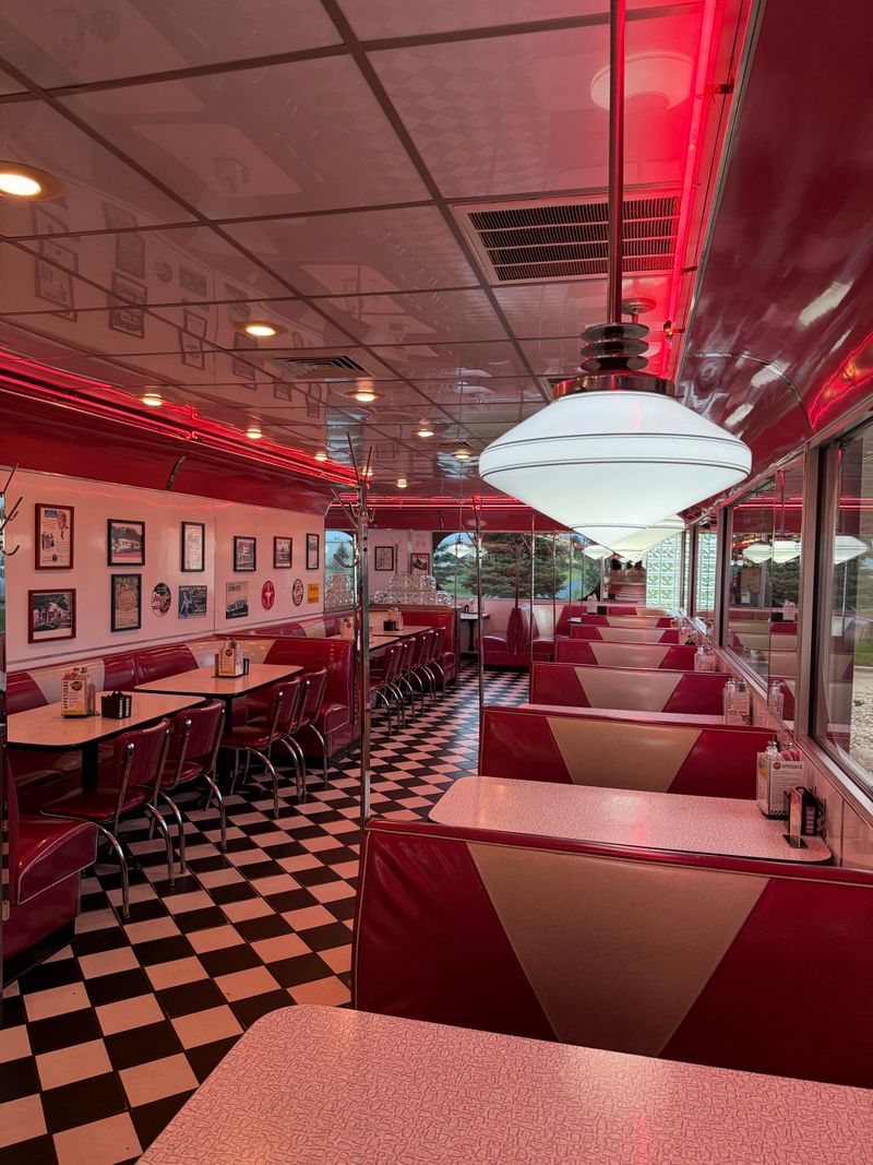 Classic Diner Atmosphere That Takes You Back