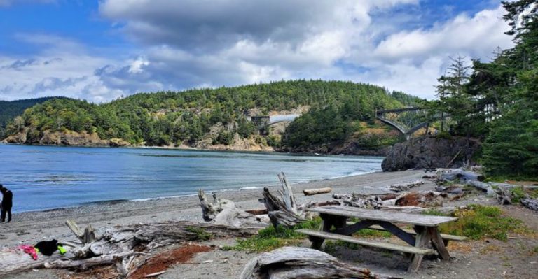This Scenic Island Route In Washington Leads To Beaches, History, And Stunning Views