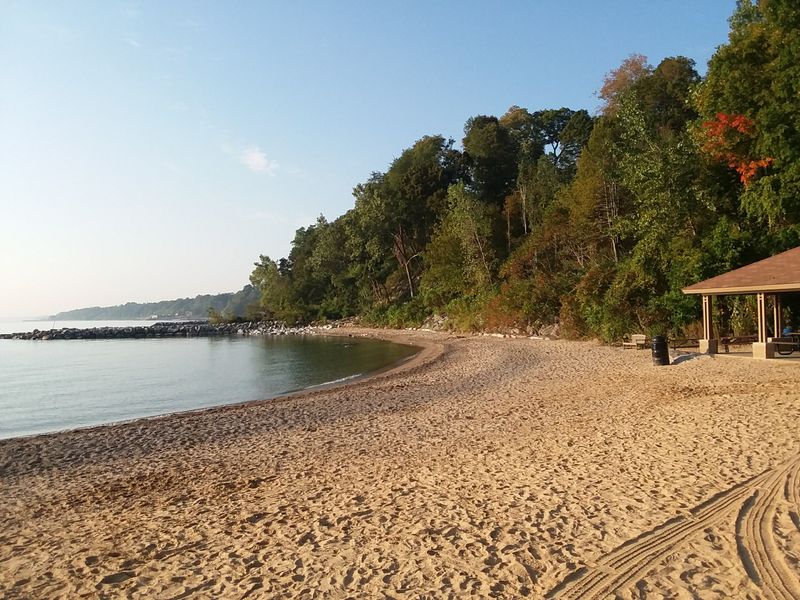 The Lakefront That Sets The Mood