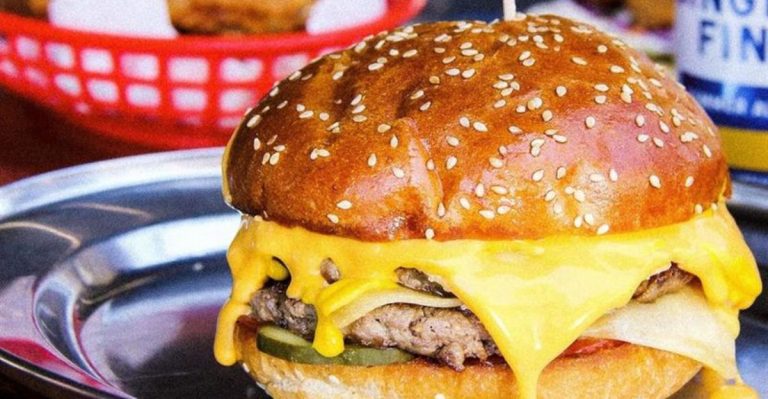 This South Carolina Burger Stand’s Double Cheeseburger Outsells Everything Else (And It’s A Local Favorite)