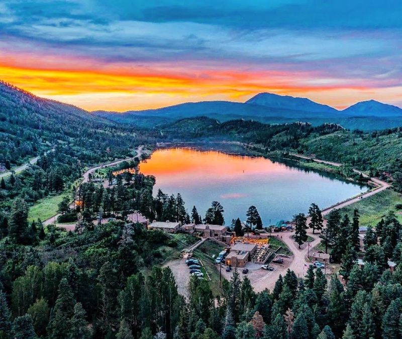 The Lake That Does All The Talking