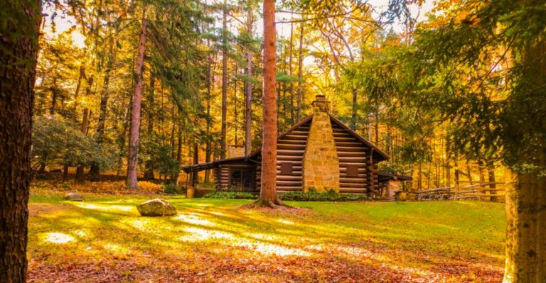 This Stunning Ohio State Park Is Exactly Where You Need To Be This March For A Scenic Reset