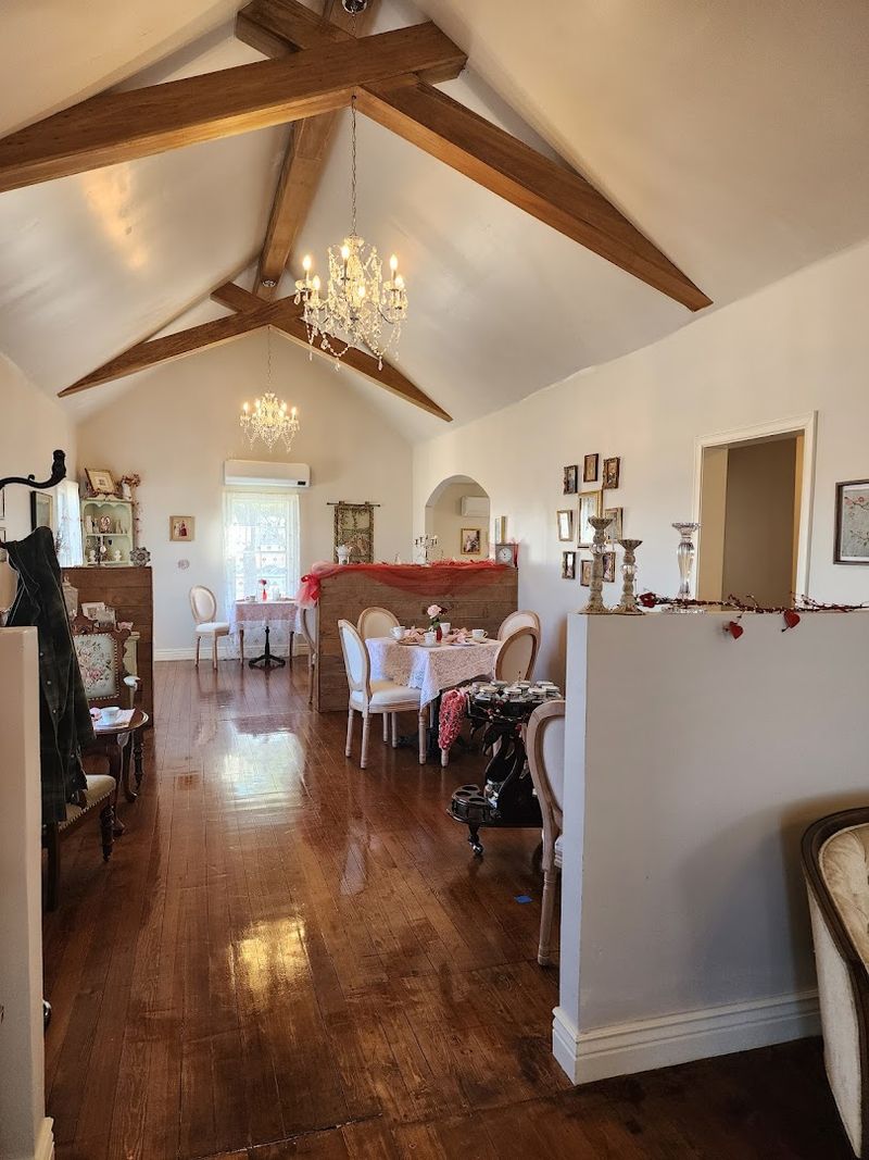 Storybook Cottage Atmosphere