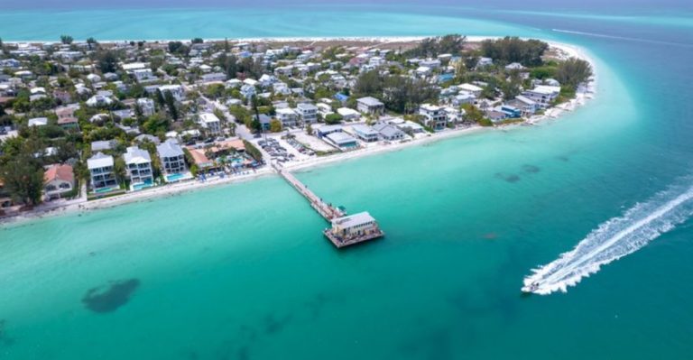 This Tiny Florida Coastal Village Feels Like Summer Never Ends