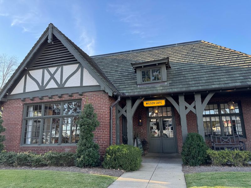 Timeless Architecture Reflecting Old-World Elegance