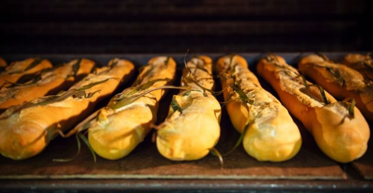 This Unassuming Florida Sandwich Shop Inspires Die-Hard Local Devotion