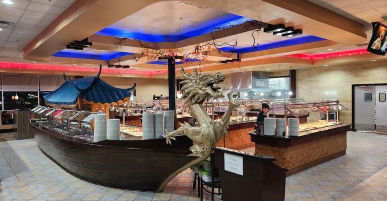 This Under-The-Radar Colorado Spot Offers A Seafood Buffet You Will Love