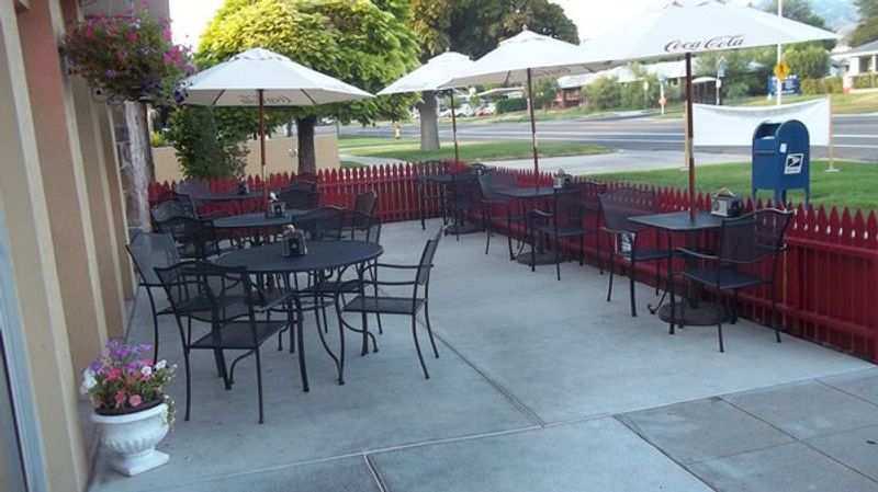 Heavenly Hot Cakes Arrival