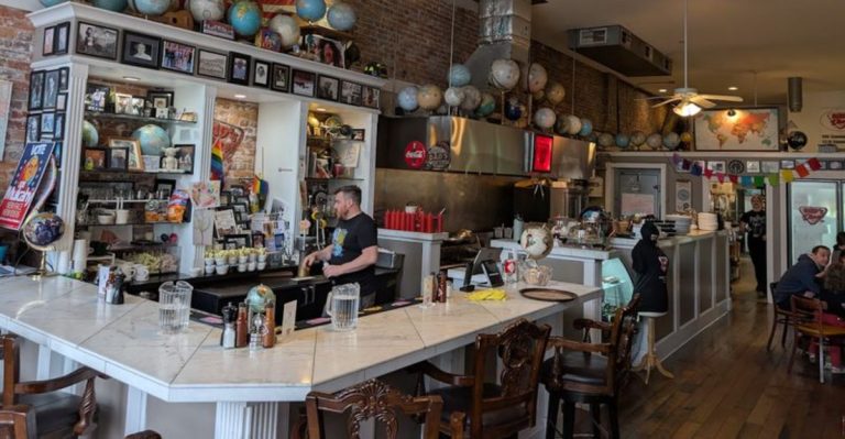This Washington Diner Serves Fried Fish So Good It Outsold Everything Else On The Menu