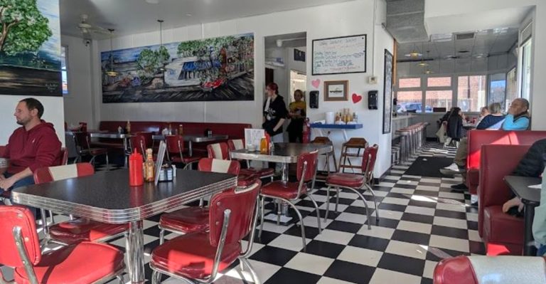 This Welcoming Ohio Restaurant Feels Like The Sort Of Place You Wish You Lived Near