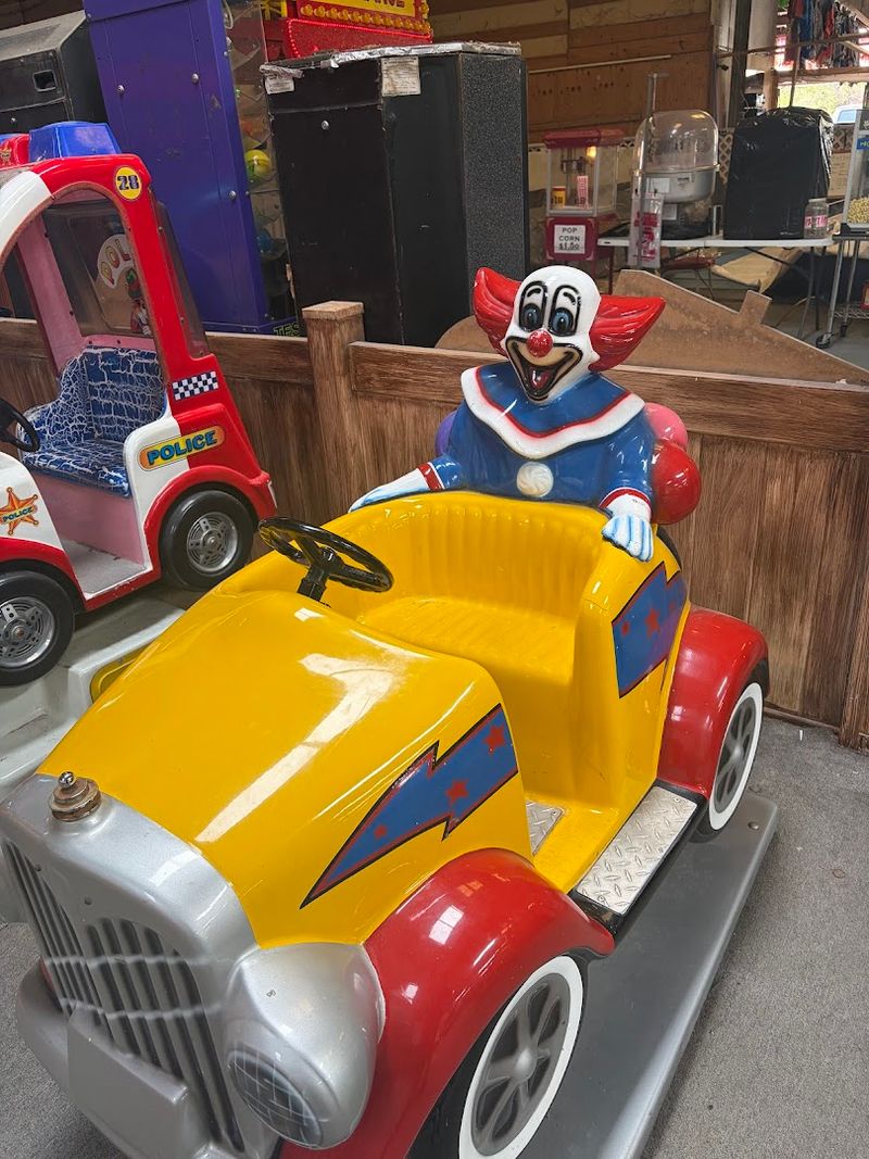 A Circus That Costs You Nothing But Smiles