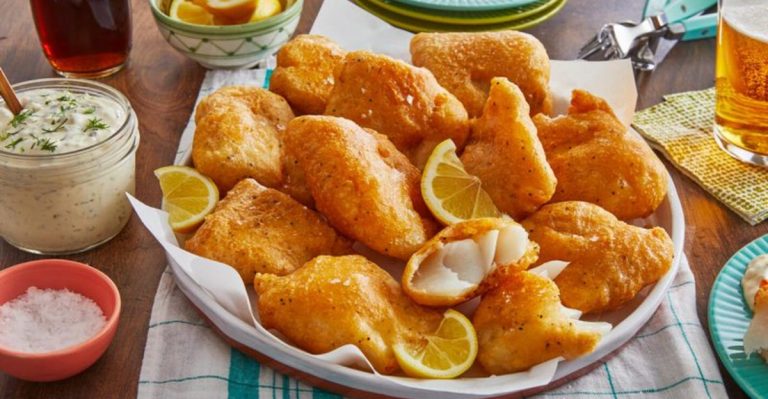 This Wisconsin Diner Serves Fried Fish So Perfect, It Turned Fridays Into A Local Tradition