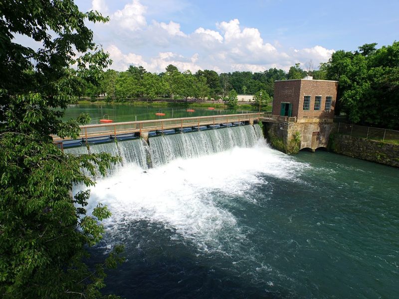 Mammoth Spring State Park, Mammoth Spring