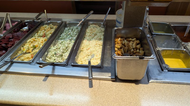 The Salad Bar That Actually Excites People