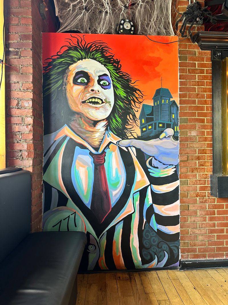 Those Lobby Murals Deserve A Slow Look Before You Sit Down