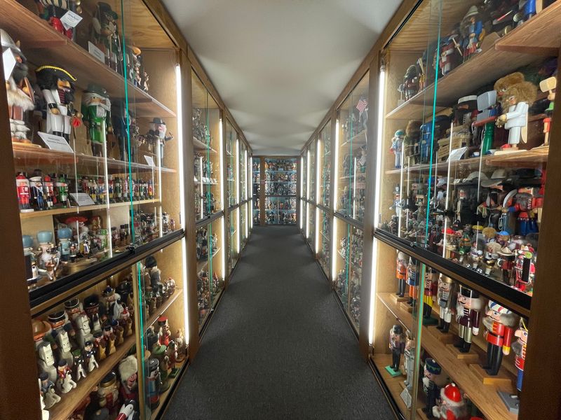Thousands of Nutcrackers From Every Corner of the Globe Thousands of Nutcrackers From Every Corner of the Globe