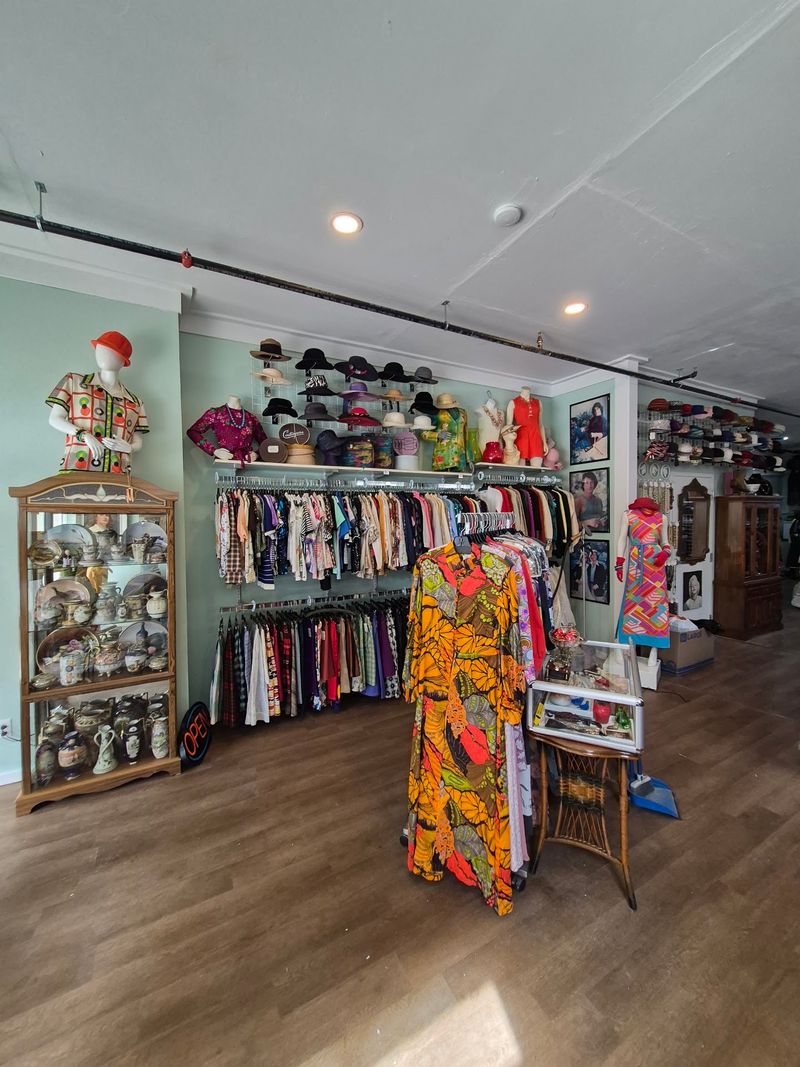 Three Rivers Vintage, Grove City, Pennsylvania