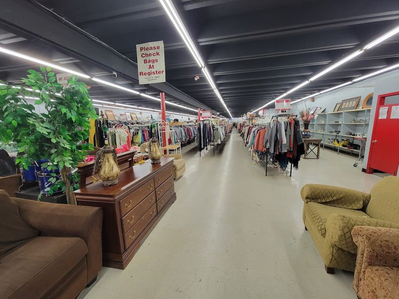 Southern Thrift On Charlotte Ave