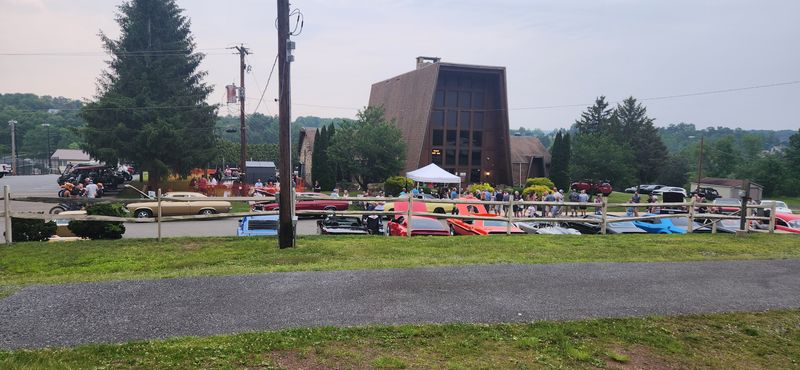 The Lake Wynonah Lodge Restaurant & Pub