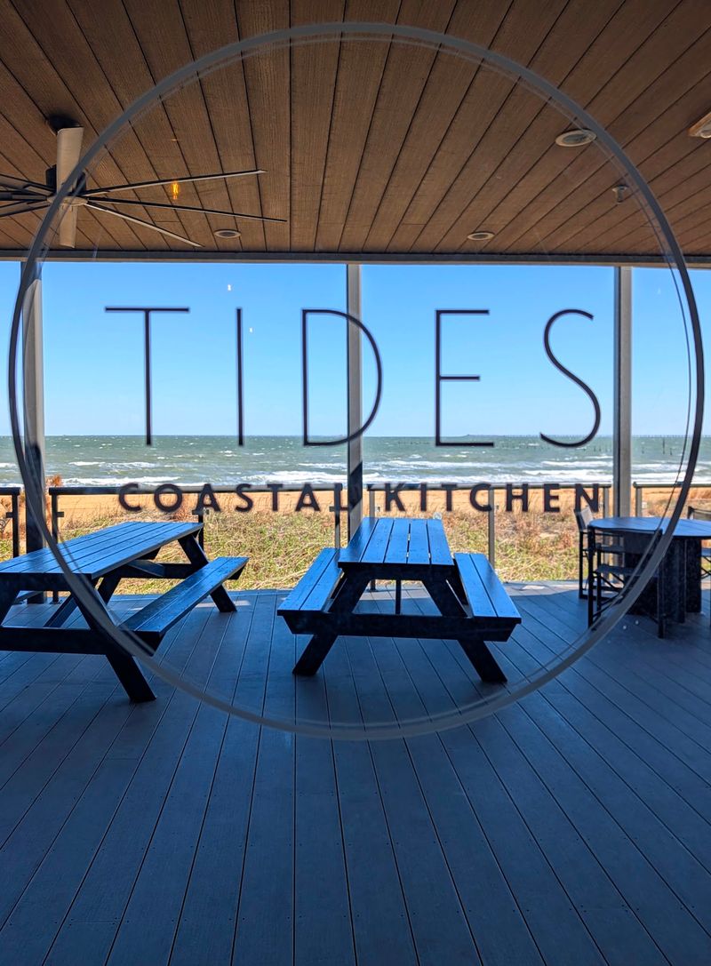 Tides Coastal Kitchen Tides Coastal Kitchen