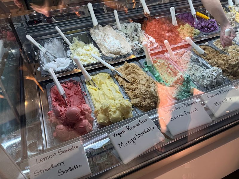 Tifa Chocolate & Gelato, Denver