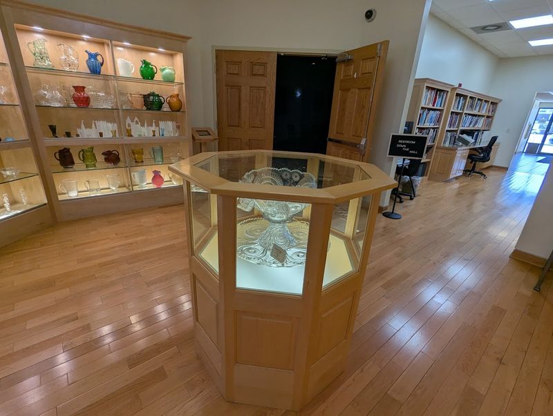 Ohio Glass Museum & Glass Blowing Studio, Lancaster, OH